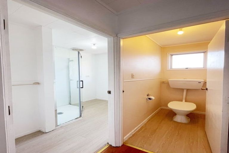 Photo of property in 59 Casuarina Road, Half Moon Bay, Auckland, 2012