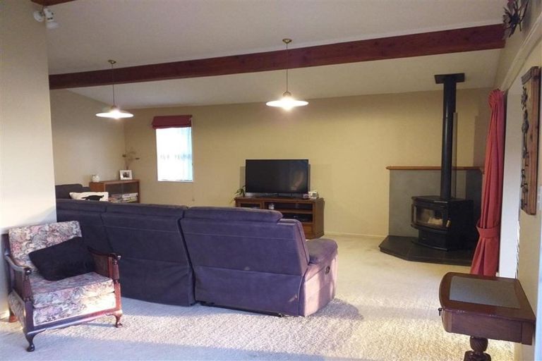 Photo of property in 38 Taupo Crescent, Plimmerton, Porirua, 5026