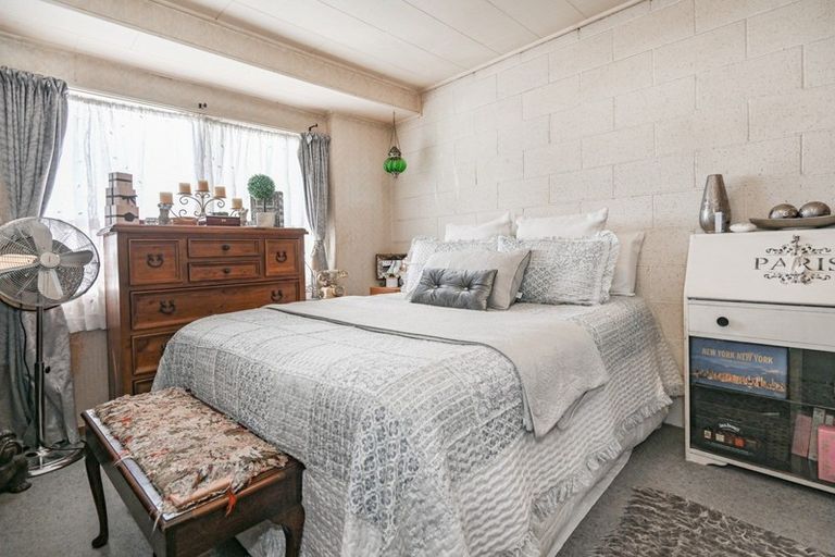 Photo of property in 6/705 Queen Street East, Parkvale, Hastings, 4122