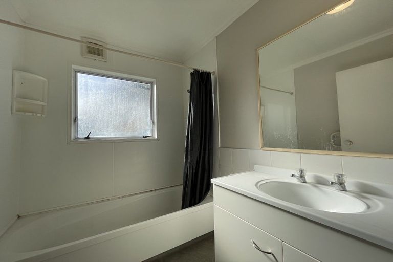 Photo of property in 56a Newton Place, Westbrook, Palmerston North, 4412