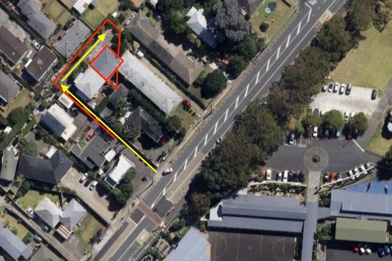 Photo of property in 4/155 Shakespeare Road, Milford, Auckland, 0620