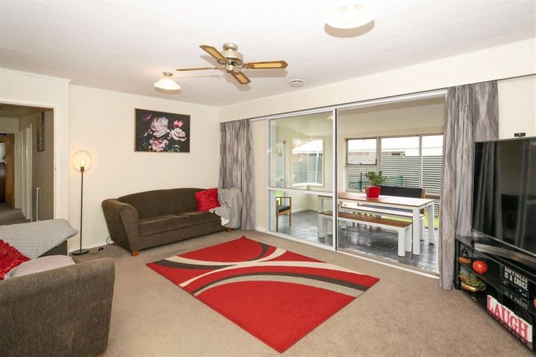 Photo of property in 15 Lucas Street, Riversdale, Blenheim, 7201