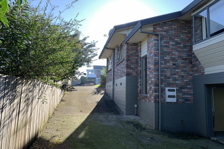 Photo of property in 1/99 Evelyn Road, Cockle Bay, Auckland, 2014