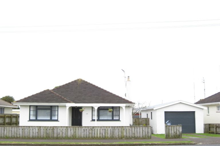 Photo of property in 39 Princes Street, Fitzroy, New Plymouth, 4312