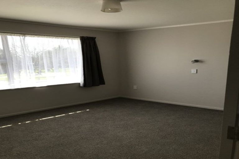 Photo of property in 35 Seymour Place, Bellevue, Tauranga, 3110