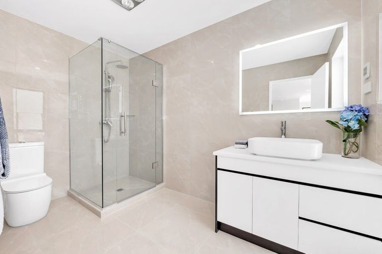 Photo of property in 19 Dungloe Avenue, Flat Bush, Auckland, 2019