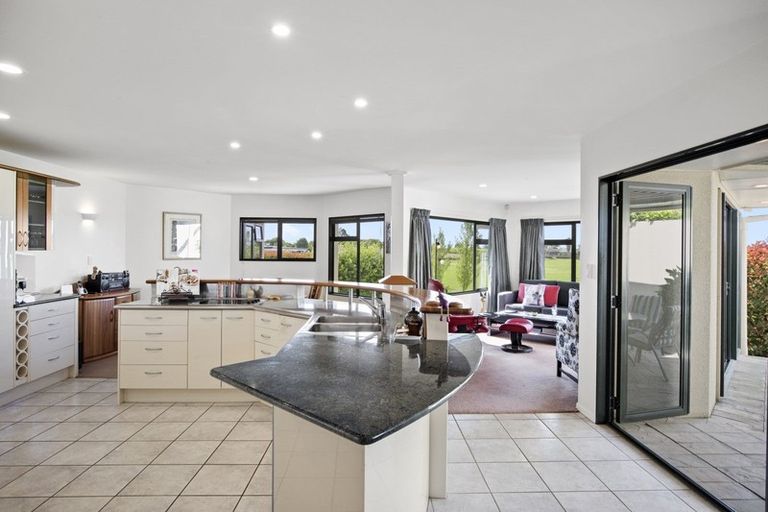 Photo of property in 11a Jackson Place, Pukekohe, 2120