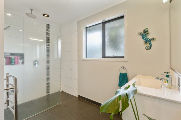 Photo of property in 8a Cutfield Street, Inglewood, 4330