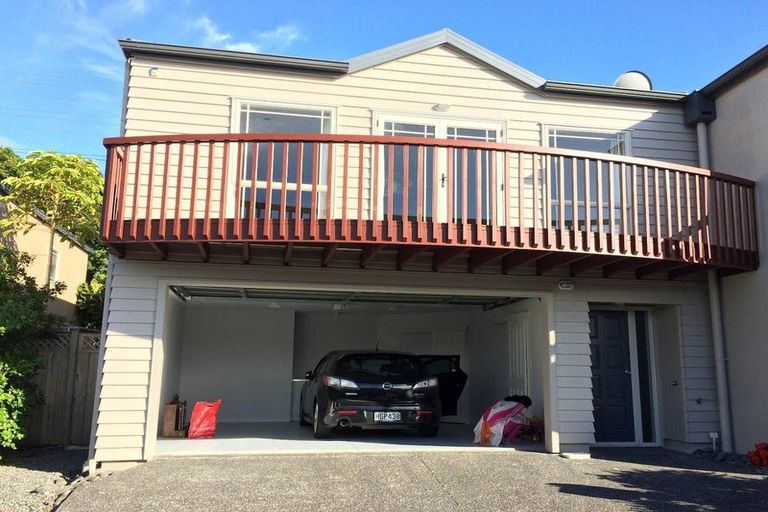 Photo of property in 147a Hobsonville Road, West Harbour, Auckland, 0618