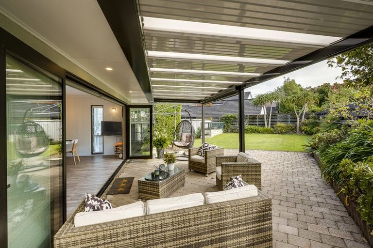 Photo of property in 1 Ewan Place, Taradale, Napier, 4112