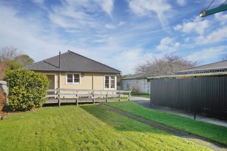 Photo of property in 48 Glenfield Crescent, Mairehau, Christchurch, 8052