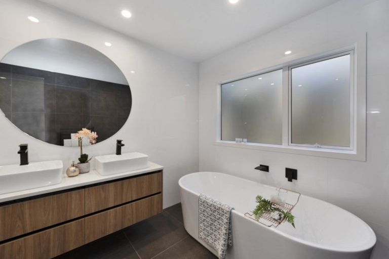 Photo of property in 18 Rose Berry Crescent, Flagstaff, Hamilton, 3210