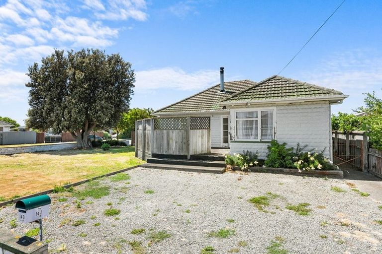Photo of property in 140 Gilberthorpes Road, Hei Hei, Christchurch, 8042