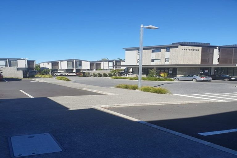 Photo of property in 17/4161 Great North Road, Glen Eden, Auckland, 0602