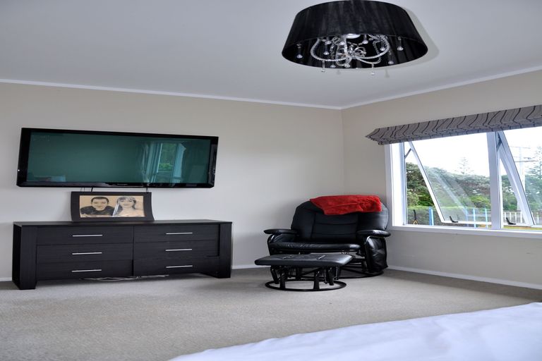 Photo of property in 174a Seaforth Road, Waihi Beach, 3611