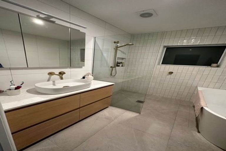 Photo of property in 1 John Gill Road, Cockle Bay, Auckland, 2014