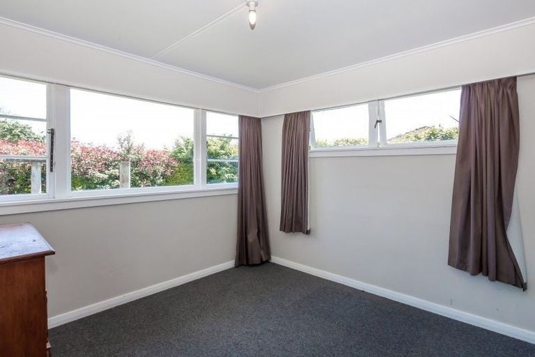Photo of property in 3 Leicester Street, Terrace End, Palmerston North, 4410