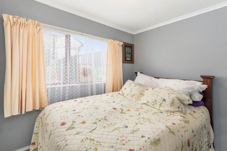 Photo of property in 18 Fenruss Street, Fairy Springs, Rotorua, 3015