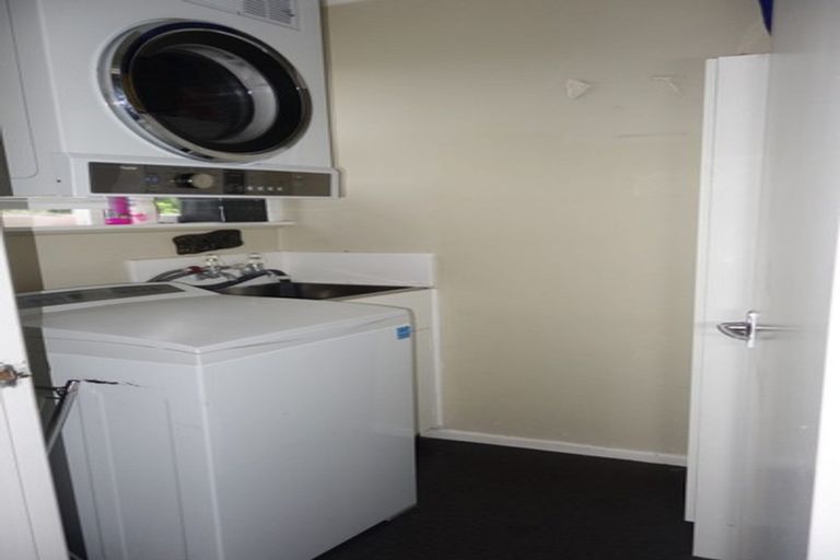 Photo of property in 9 Baffin Grove, Kingston, Wellington, 6021