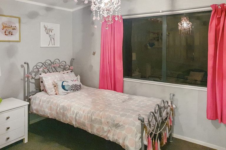 Photo of property in 41 Reynolds Road, Pukekohe, 2120