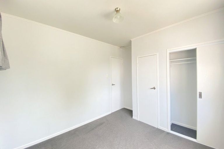 Photo of property in 63 Rehia Road, Massey, Auckland, 0614