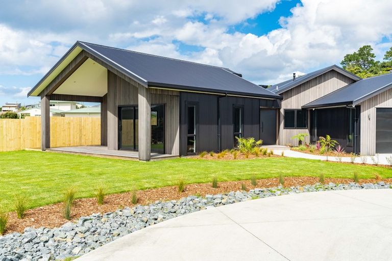 Photo of property in 6 Paulene Anne Place, Mangawhai Heads, Mangawhai, 0505