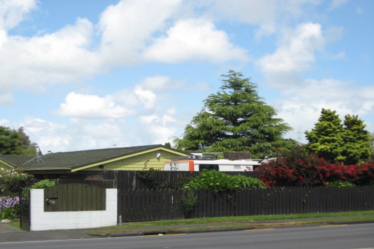 Photo of property in 2 Beaumaris Way, Conifer Grove, Takanini, 2112
