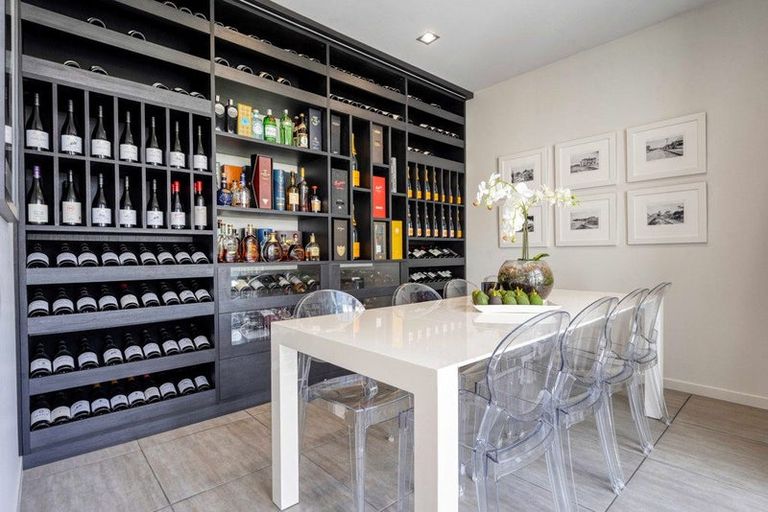 Photo of property in 87 Princes Street, Northcote Point, Auckland, 0627