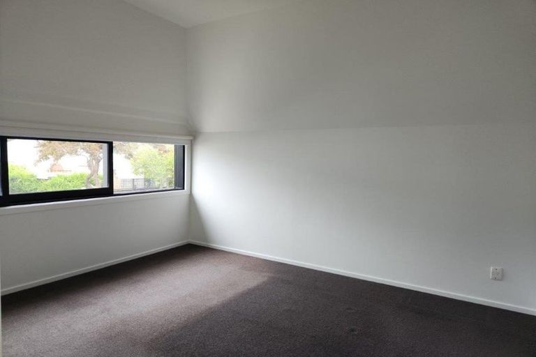 Photo of property in 1/14 Taylors Avenue, Bryndwr, Christchurch, 8052