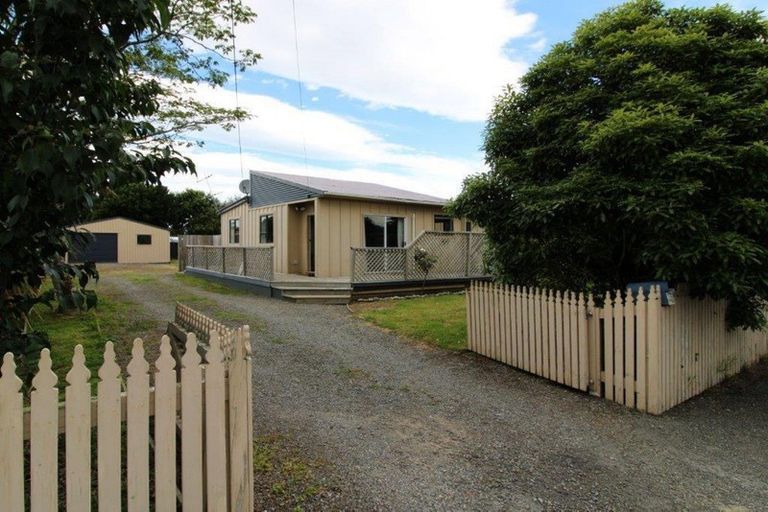 Photo of property in 125 Taylor Street, Carterton, 5713