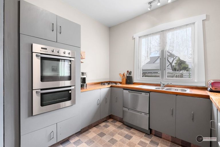 Photo of property in 1 Sherwood Street, Woburn, Lower Hutt, 5010