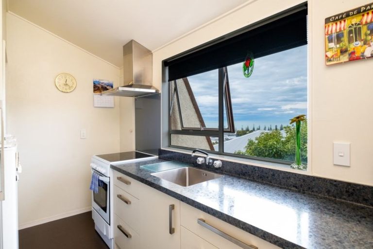 Photo of property in 1/9 Colenso Avenue, Hospital Hill, Napier, 4110