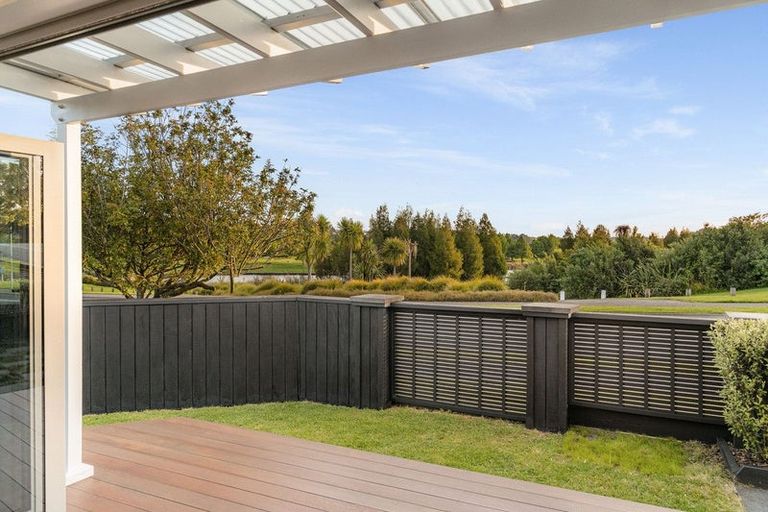 Photo of property in 1 Fender Close, Pyes Pa, Tauranga, 3112