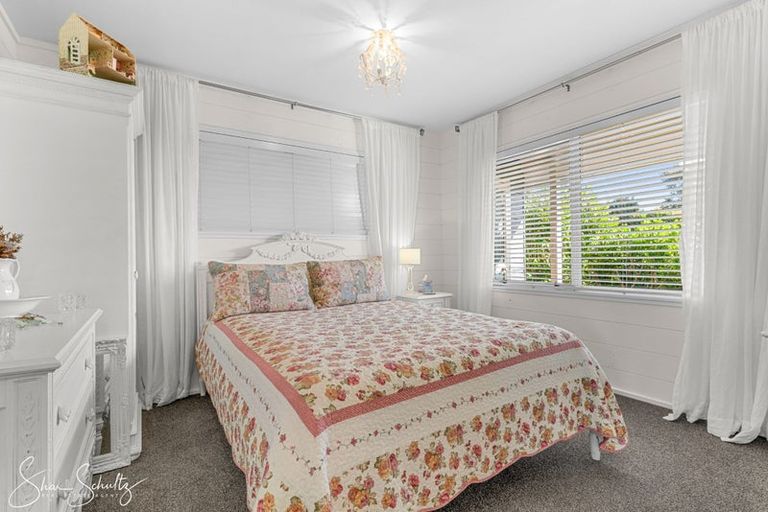 Photo of property in 147 Petley Road, Paparoa, 0571