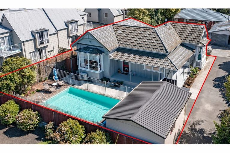 Photo of property in 309 Eastern Terrace, Sydenham, Christchurch, 8023