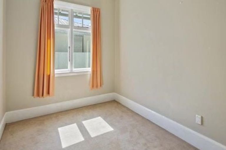 Photo of property in 120 Lincoln Road, Addington, Christchurch, 8024