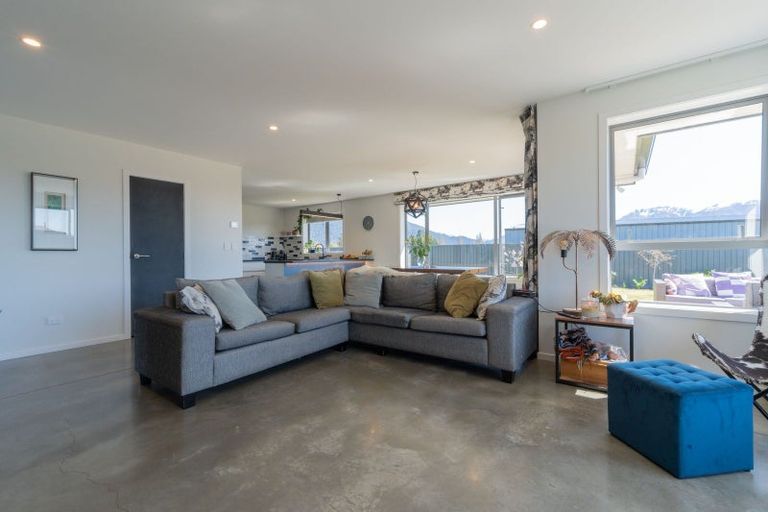 Photo of property in 11 Breaksea Street, Te Anau, 9600