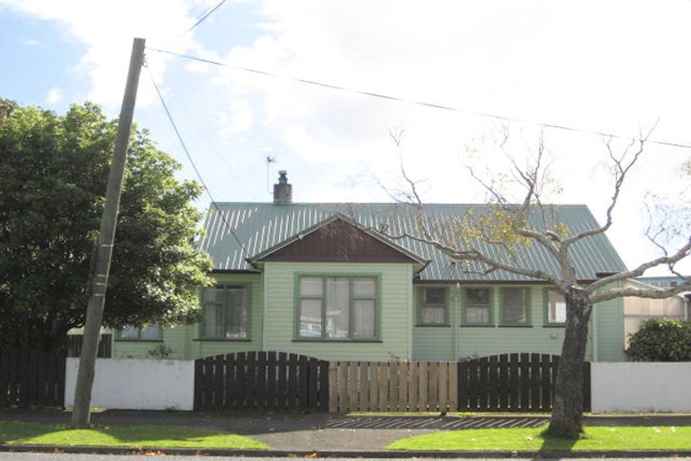 Photo of property in 57 Waddington Drive, Naenae, Lower Hutt, 5011