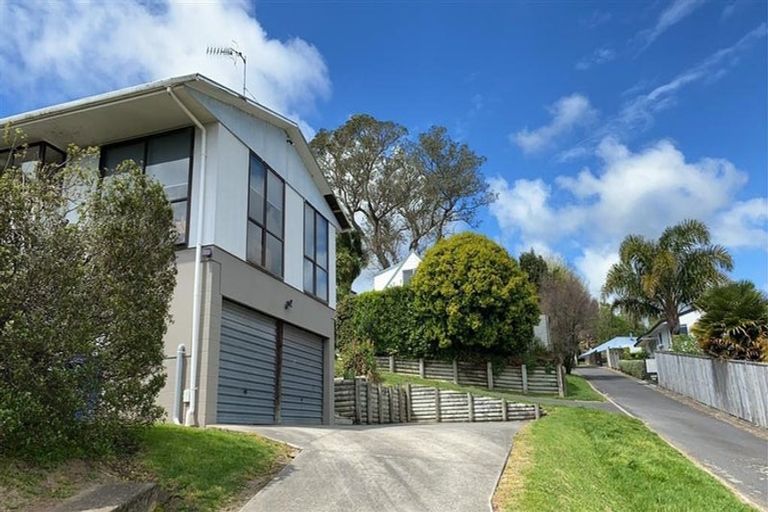 Photo of property in 128 Osprey Drive, Welcome Bay, Tauranga, 3112