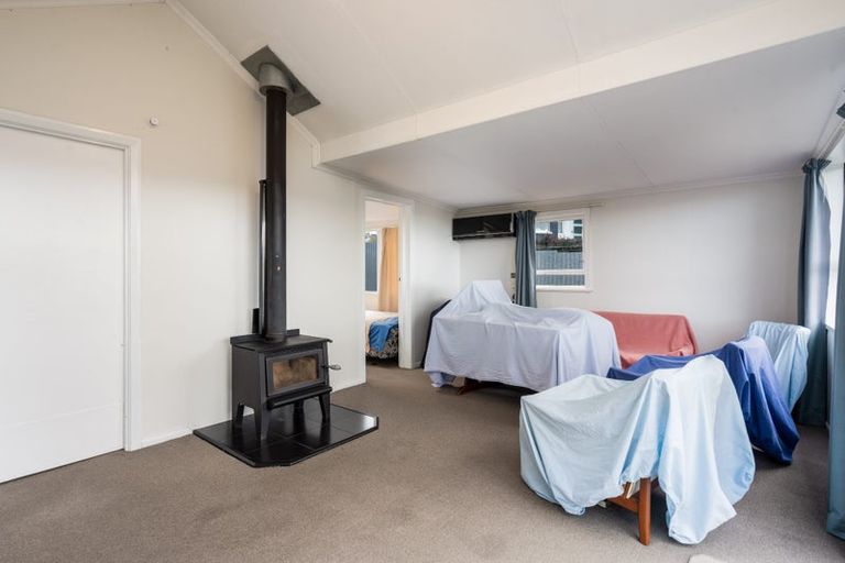 Photo of property in 134 Brockville Road, Brockville, Dunedin, 9011