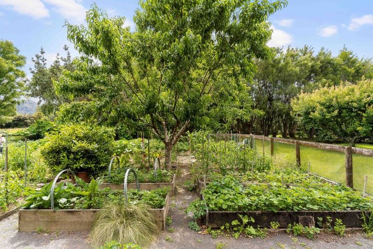 Photo of property in 42 Parakiwai Quarry Road, Whangamata, 3691