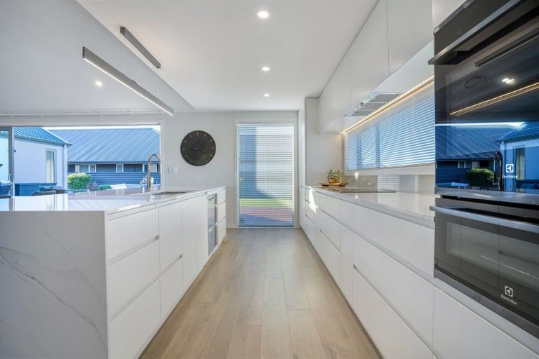 Photo of property in 60 Welsh Road, Winton, 9720