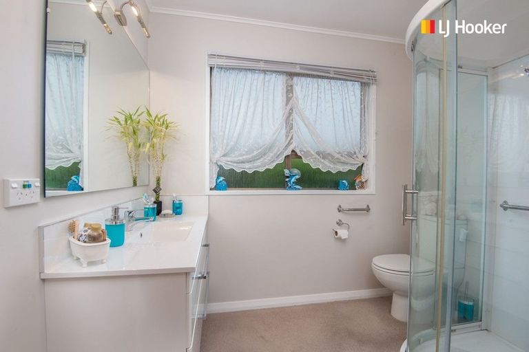 Photo of property in 2 Dunbar Place, Mosgiel, 9024