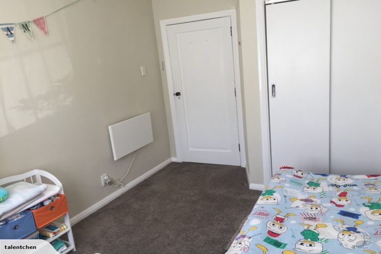 Photo of property in 17 Bauchop Road, Waterloo, Lower Hutt, 5011