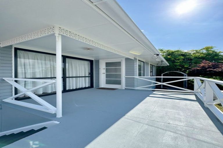 Photo of property in 29 Toru Street, Te Atatu Peninsula, Auckland, 0610