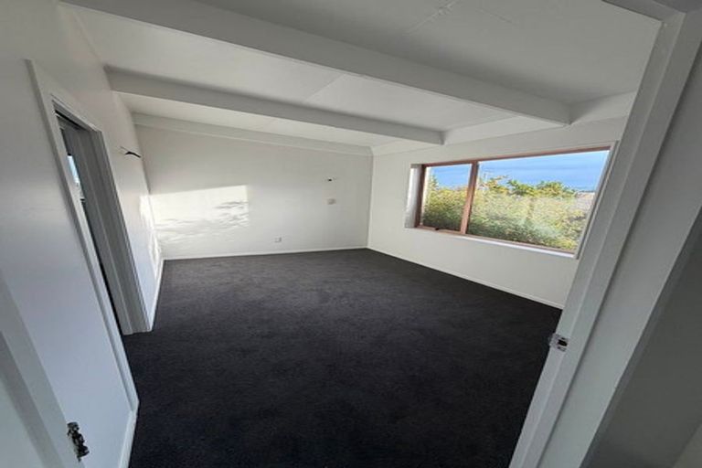 Photo of property in 1/382 Main Road North, Bay View, Napier, 4104