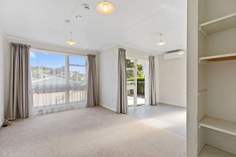 Photo of property in 20b Waitaha Road, Welcome Bay, Tauranga, 3112