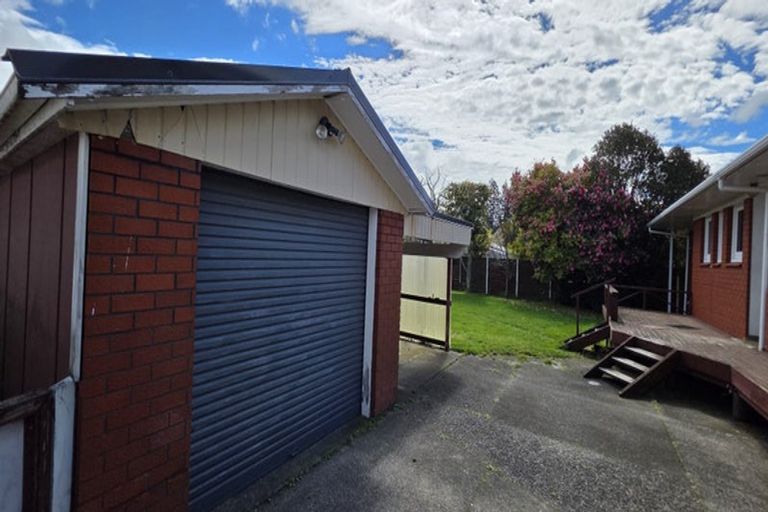 Photo of property in 12 Martin Street, Utuhina, Rotorua, 3015