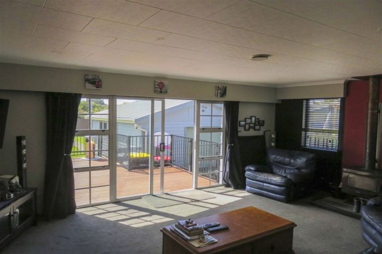 Photo of property in 100 Stirrat Street, Kingswell, Invercargill, 9812