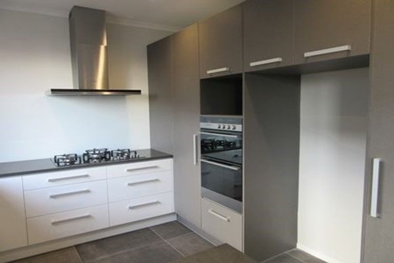 Photo of property in 36 Mackay Drive, Greenhithe, Auckland, 0632